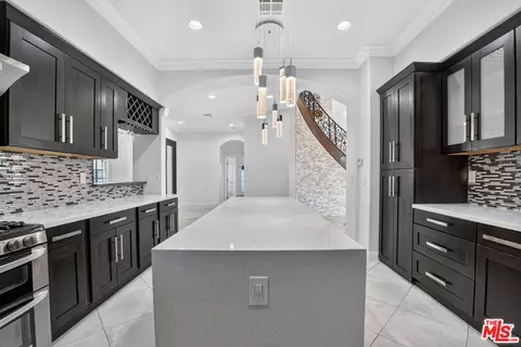 Kitchen - 485 E 18th St, Upland, CA 91784 photo 1 of 9