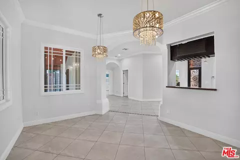 Entry Way - 485 E 18th St, Upland, CA 91784 photo 5 of 11