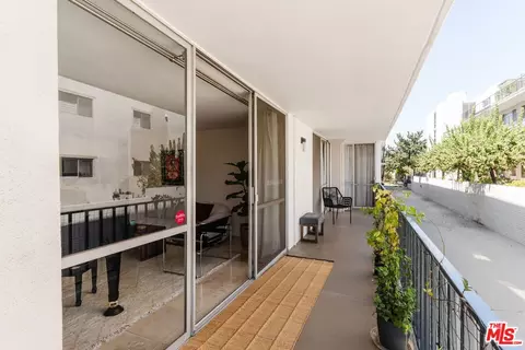 Exterior - 601 E Del Mar Blvd #204, Pasadena, CA 91101 photo 2 of 5