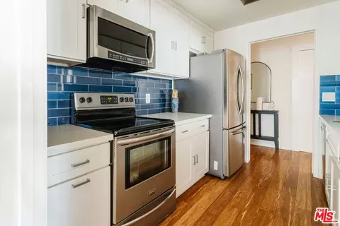 Kitchen - 601 E Del Mar Blvd #204, Pasadena, CA 91101 photo 1 of 6
