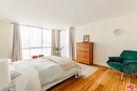 Bedroom - 601 E Del Mar Blvd #204, Pasadena, CA 91101 photo 2 of 7