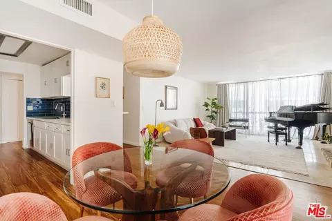 Dining - 601 E Del Mar Blvd #204, Pasadena, CA 91101 photo 1 of 4