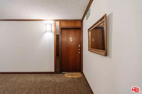 Entry Way - 601 E Del Mar Blvd #204, Pasadena, CA 91101 photo 5 of 5