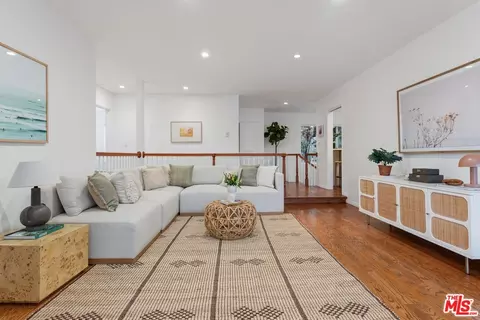 944 17th St #6, Santa Monica, CA 90403