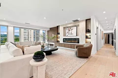 10580 Wilshire Blvd #36, Los Angeles, CA 90024
