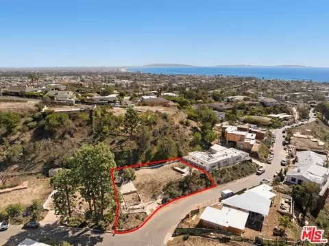 1140 Las Lomas Ave, Pacific Palisades, CA 90272
