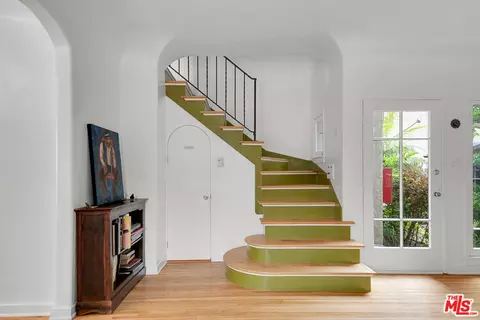 7911 Norton Ave, West Hollywood, CA 90046