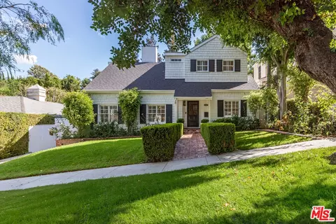 14030 Roblar Rd, Sherman Oaks, CA 91423