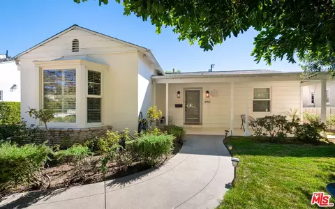 11752 Hartsook St, Valley Village, CA 91607