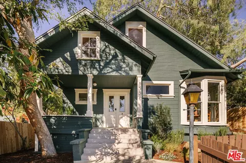 1557 Curran St, Los Angeles, CA 90026