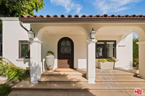 548 Huntley Dr, Los Angeles, CA 90048