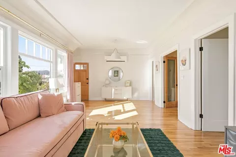 3944 Marathon St, Los Angeles, CA 90029