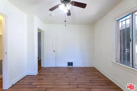 Bedroom - 1191 Sunset Ave, Pasadena, CA 91103 photo 2 of 3