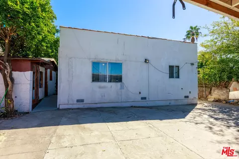 Exterior - 1191 Sunset Ave, Pasadena, CA 91103 photo 3 of 6