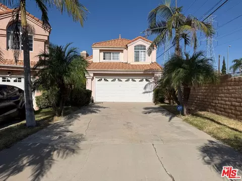 7553 Bellingham Ave, North Hollywood, CA 91605