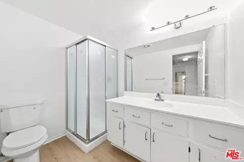 1554 E Wilson Ave, Glendale, CA 91206 photo 8