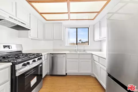 1554 E Wilson Ave, Glendale, CA 91206 photo 7