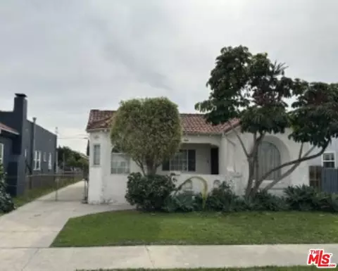 1120 W 64th St, Los Angeles, CA 90044