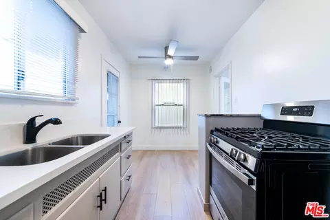 1418 E Wilson Ave, Glendale, CA 91206 photo 8