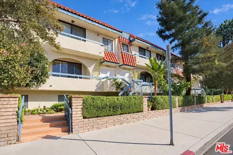 5352 Zelzah Ave #14, Encino, CA 91316