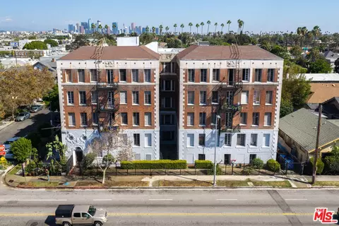 2000 Arlington Ave, Los Angeles, CA 90018
