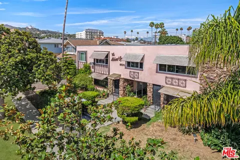 1600 N Hobart Blvd #15, Los Angeles, CA 90027