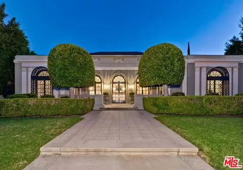 803 N Rexford Dr, Beverly Hills, CA 90210