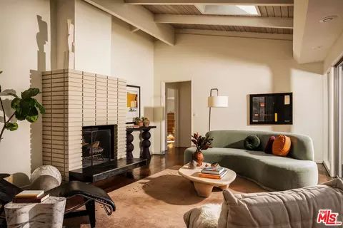 1200 Olancha Dr, Los Angeles, CA 90065