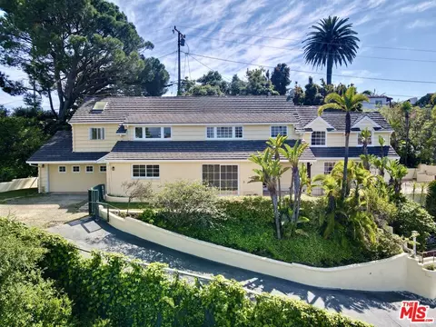 910 Centinela Ave, Santa Monica, CA 90403