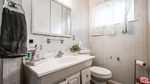 Bath - 2588 Byron St, Highland, CA 92346 photo 3 of 3