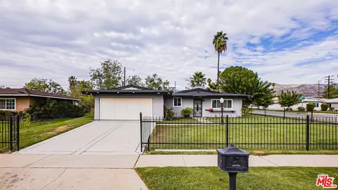 Exterior - 2588 Byron St, Highland, CA 92346 photo 7 of 7