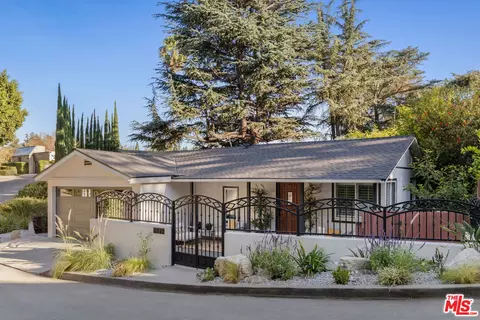 1712 Rotary Dr, Los Angeles, CA 90026