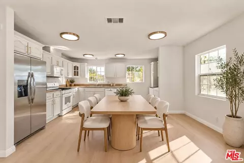 4047 Artesia Blvd, Torrance, CA 90504