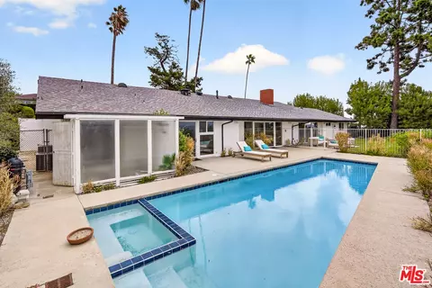 2183 Westridge Rd, Los Angeles, CA 90049