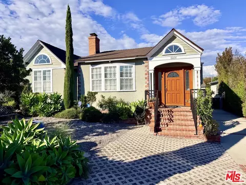 6031 W 78th St, Los Angeles, CA 90045