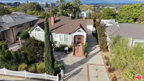 6031 W 78th St, Los Angeles, CA 90045