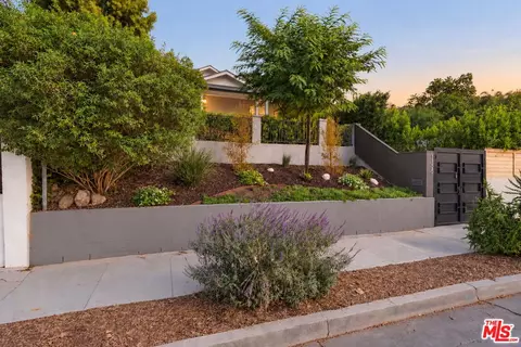 1155 Isabel St, Los Angeles, CA 90065