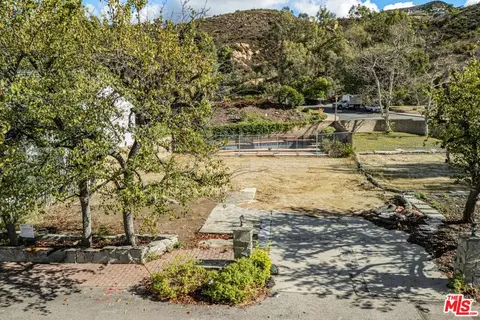17106 Avenida De La Herradura, Pacific Palisades, CA 90272