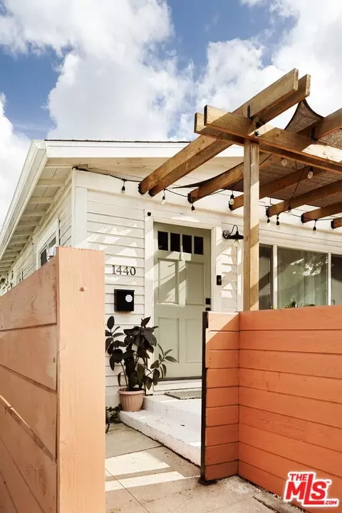 1440 Allesandro St, Los Angeles, CA 90026