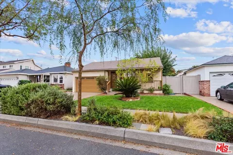 11261 Culver Park Dr, Culver City, CA 90230