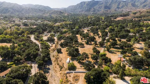 27000 Tannahill, Canyon Country, CA 91387