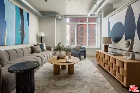 717 W Olympic Blvd #2501, Los Angeles, CA 90015