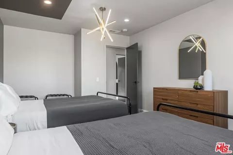 Bedroom - 61045 Navajo Trl, Joshua Tree, CA 92252 photo 14 of 16