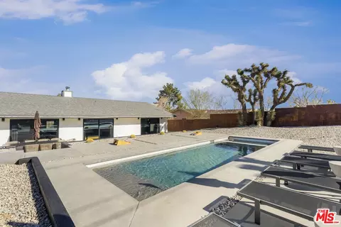 Exterior - 61045 Navajo Trl, Joshua Tree, CA 92252 photo 15 of 29