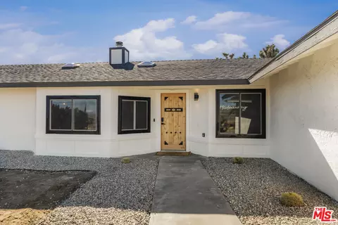 Exterior - 61045 Navajo Trl, Joshua Tree, CA 92252 photo 14 of 29