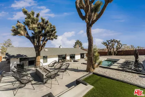Exterior - 61045 Navajo Trl, Joshua Tree, CA 92252 photo 24 of 29
