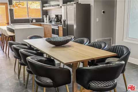 Dining - 61045 Navajo Trl, Joshua Tree, CA 92252 photo 1 of 1