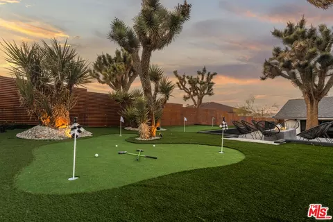Exterior - 61045 Navajo Trl, Joshua Tree, CA 92252 photo 17 of 29