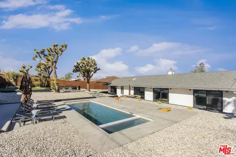 Exterior - 61045 Navajo Trl, Joshua Tree, CA 92252 photo 26 of 29