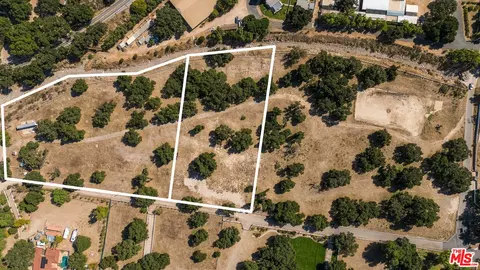 27006 Tannahill Ave, Canyon Country, CA 91387